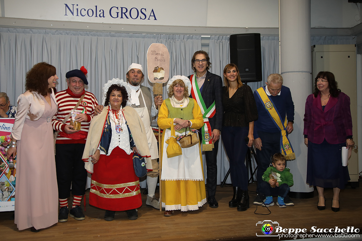 VBS_2832 - VBS_2392 - Investitura Maschere Carnevale di Nichelino 2024.jpg